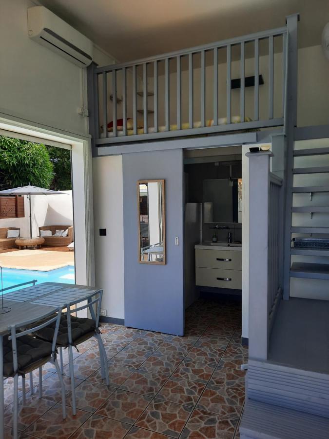 Studio Avec Piscine Privee, Idealement Situe Saint-Claude Esterno foto
