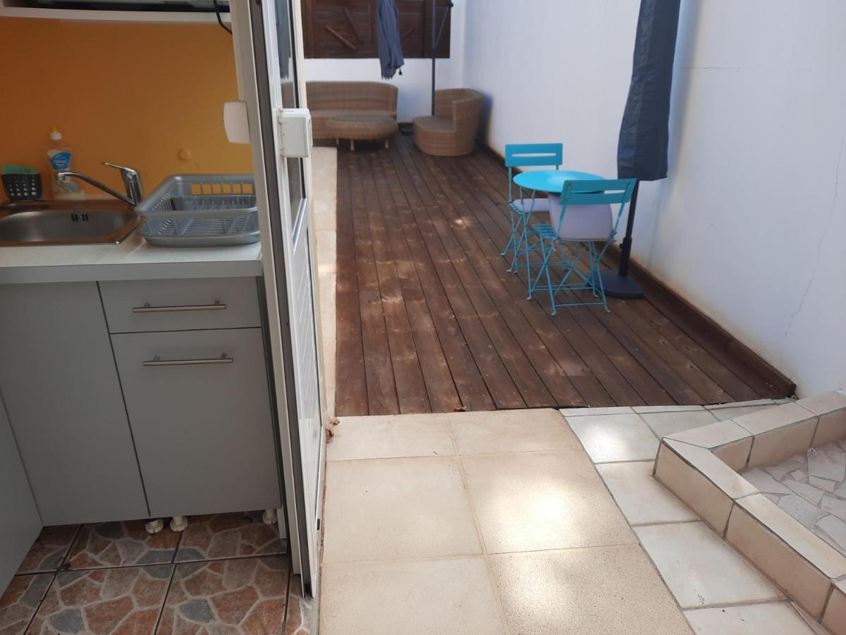 Studio Avec Piscine Privee, Idealement Situe Saint-Claude Esterno foto
