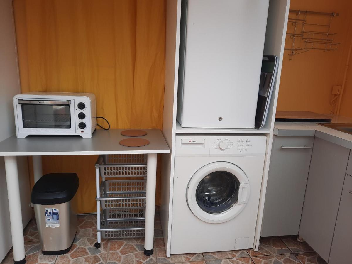 Studio Avec Piscine Privee, Idealement Situe Saint-Claude Esterno foto