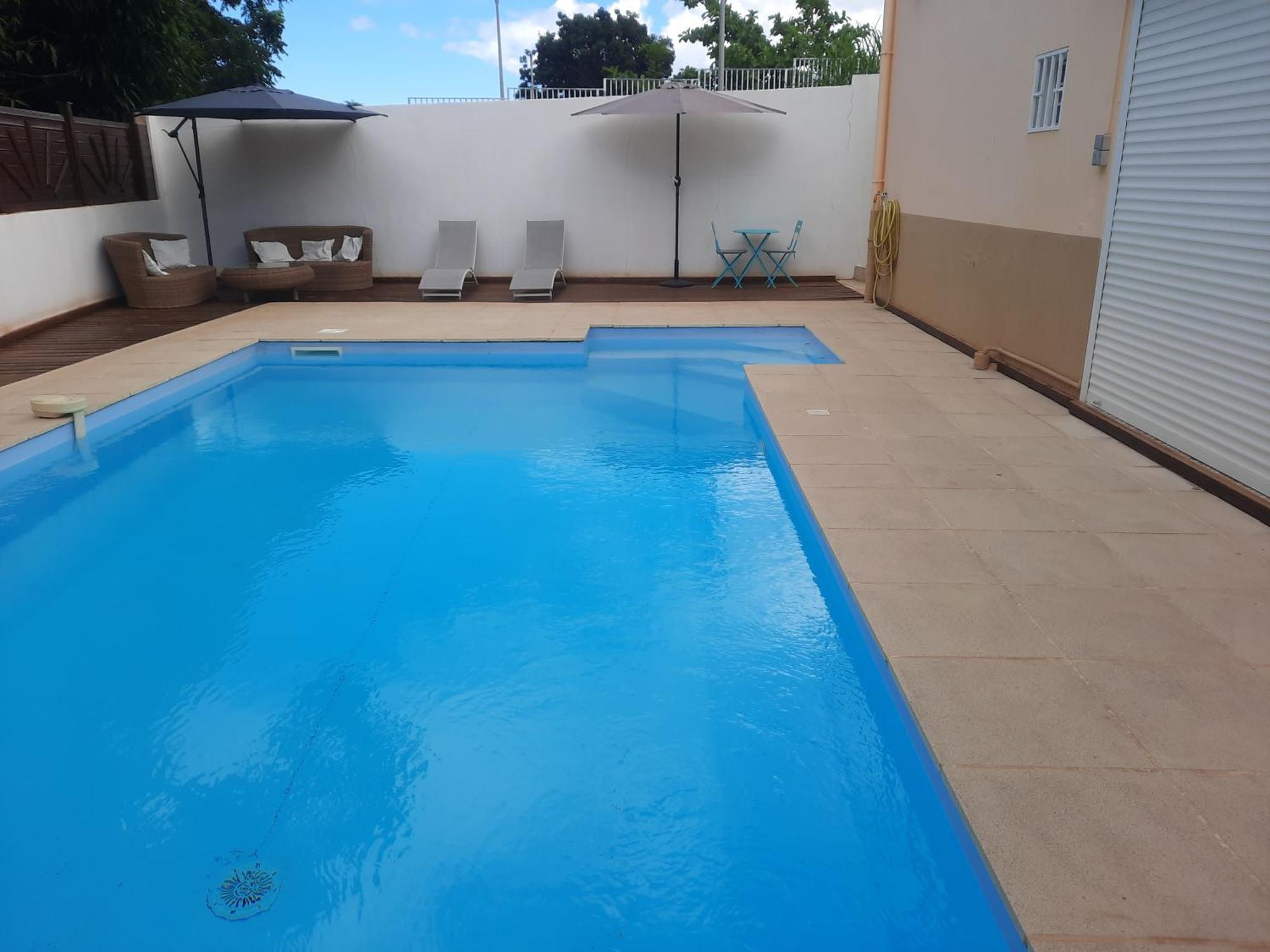 Studio Avec Piscine Privee, Idealement Situe Saint-Claude Esterno foto